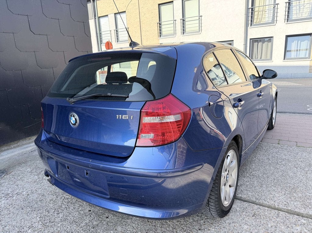 BMW 116 2.0 i EDITION, https://public.car-pass.be/vhr/52c555ab-a842-4e66-9f2b-d10a2e400794, Achat, Entreprise, Boîte manuelle