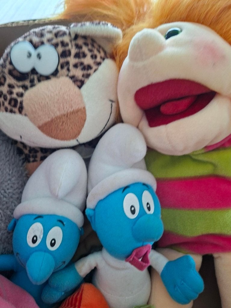 Klaspop en knuffels, Ophalen, Zo goed als nieuw