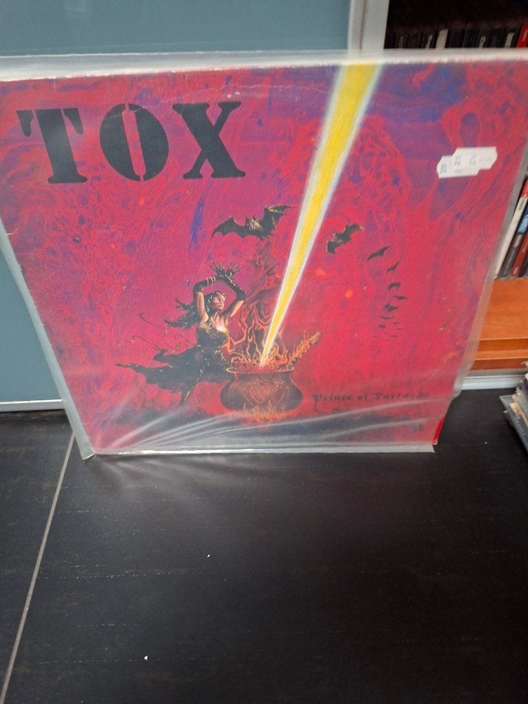 lp - tox - prince of darkness - bak 2, LP, Heavy metal, Gebruikt, Ophalen of Verzenden
