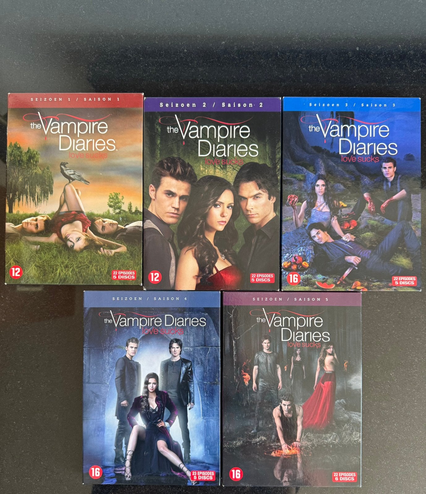 Vampire diaries seizoen 1 - 5, Cd's en Dvd's, Ophalen, Zo goed als nieuw