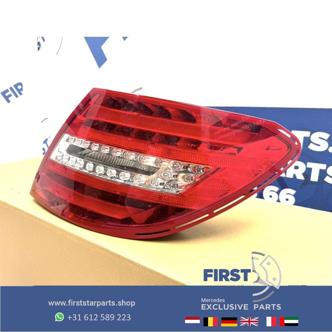 W204 FACELIFT ACHTERLICHT RECHTS A2048202764 C63 LED ORIGINE, Auto-onderdelen, Gebruikt, -, Ophalen of Verzenden, -