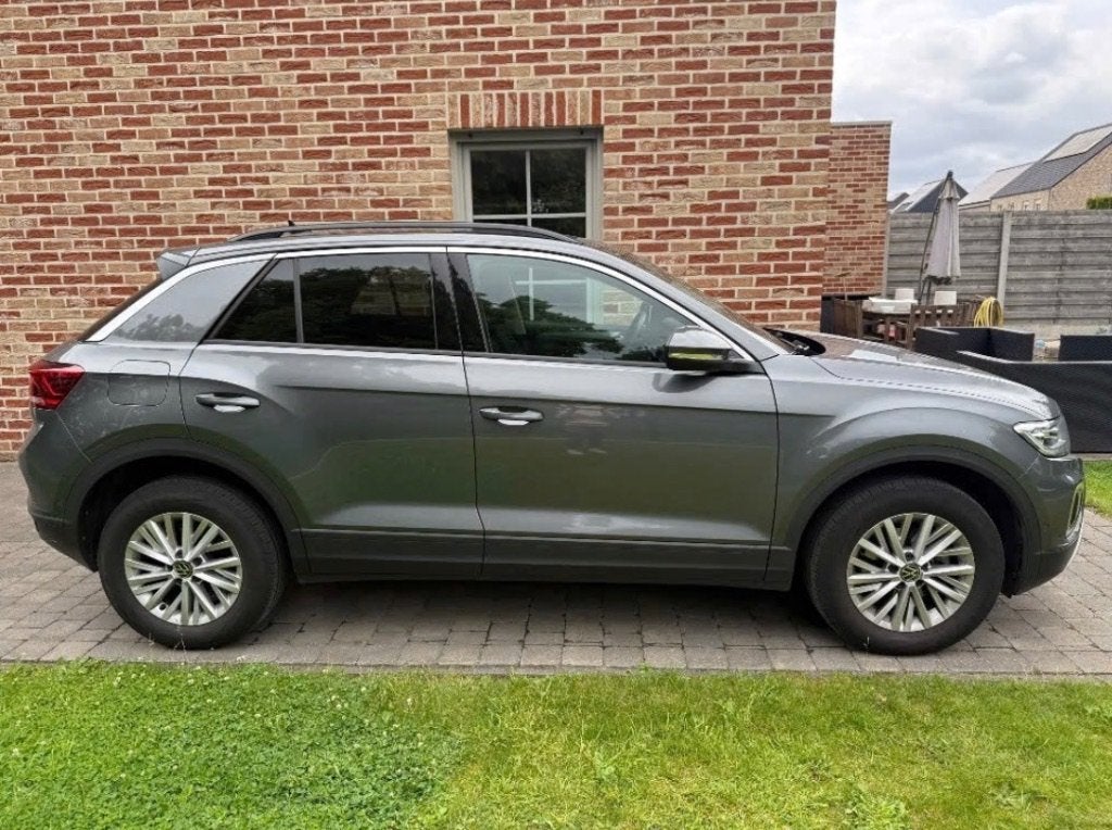 Volkswagen T-roc 1.5 benzine, Auto's, Automaat, Stof, Zwart, 5 deurs