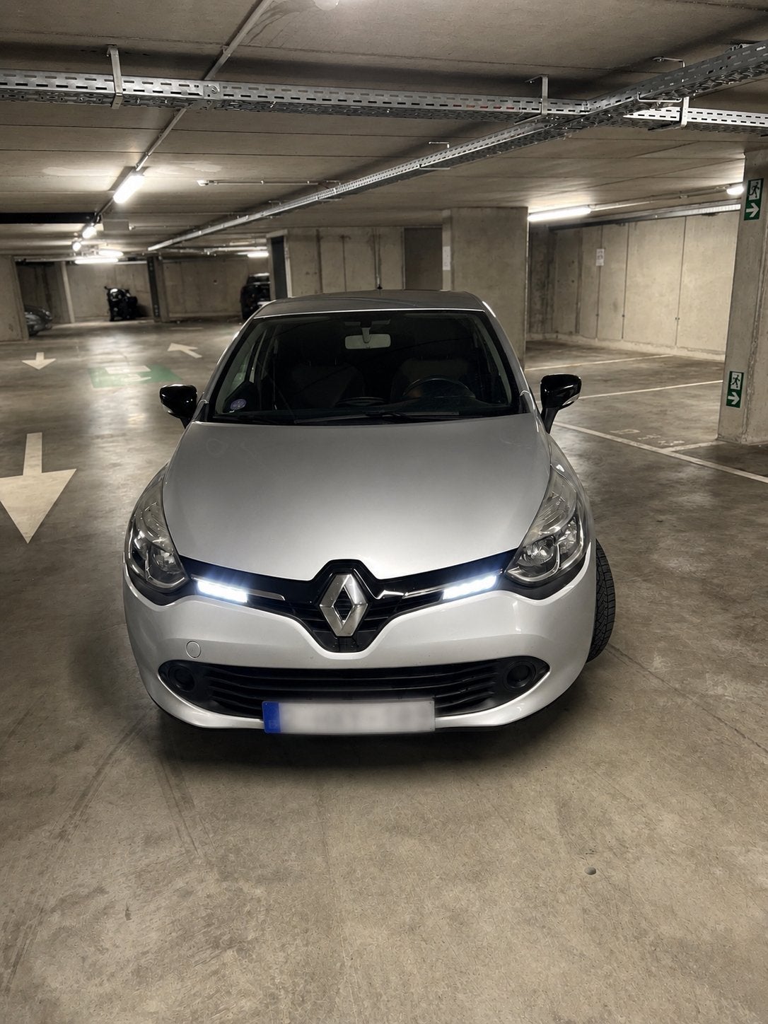Renault clio 4 1.2 essence, Autos, Renault, Particulier, Bluetooth, Essence, 5 portes, Boîte manuelle, Argent ou Gris, Enlèvement