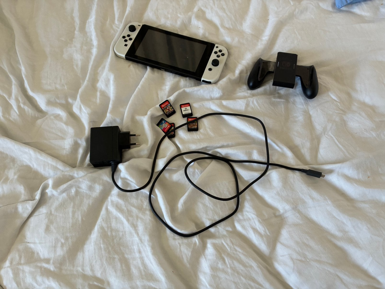 Nintendo switch, Games en Spelcomputers, Spelcomputers | Nintendo Switch, Gebruikt, Switch OLED, Met 1 controller, Met games, Ophalen of Verzenden