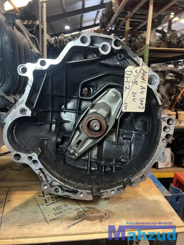 AUDI A4 B5 1.8 20V Versnellingsbak DHZ, Auto-onderdelen, Gebruikt, AUDI AG, Auto-Union-Strasse 1
85045  Ingolstadt, DE, Audi