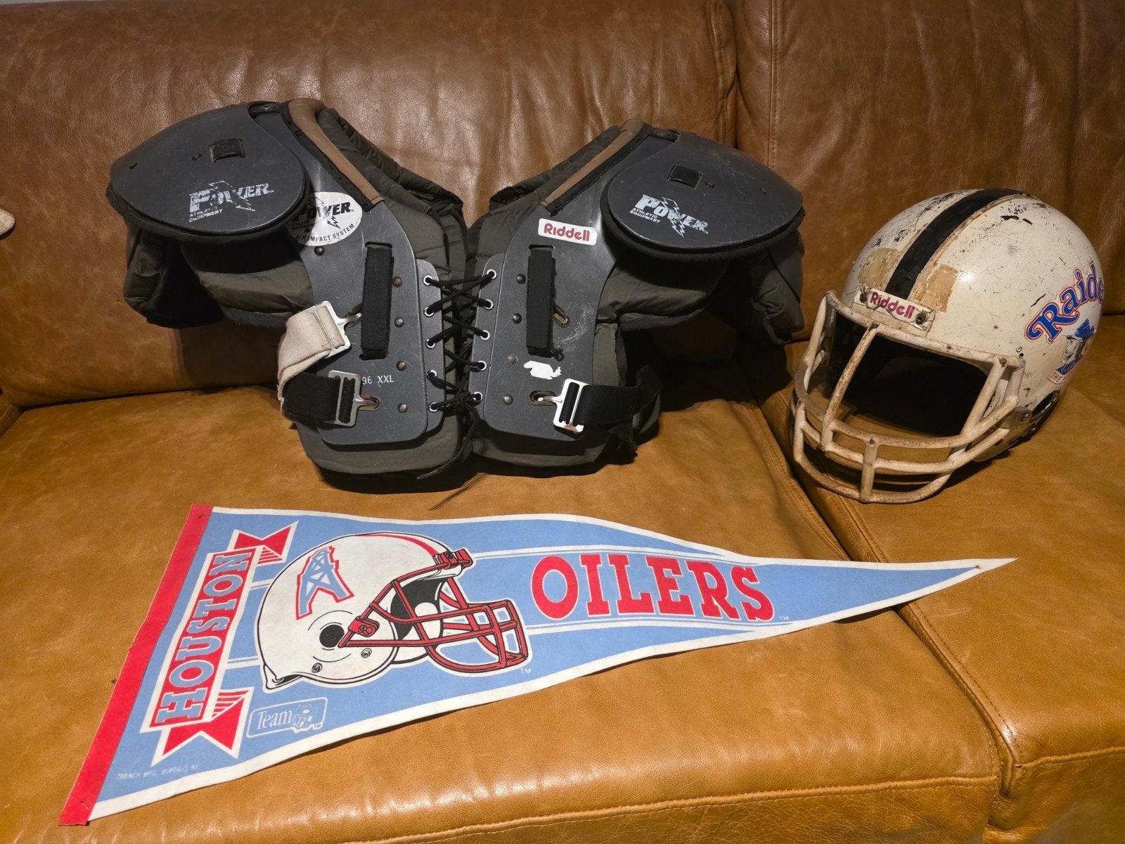 american football retro mancave, Ophalen of Verzenden