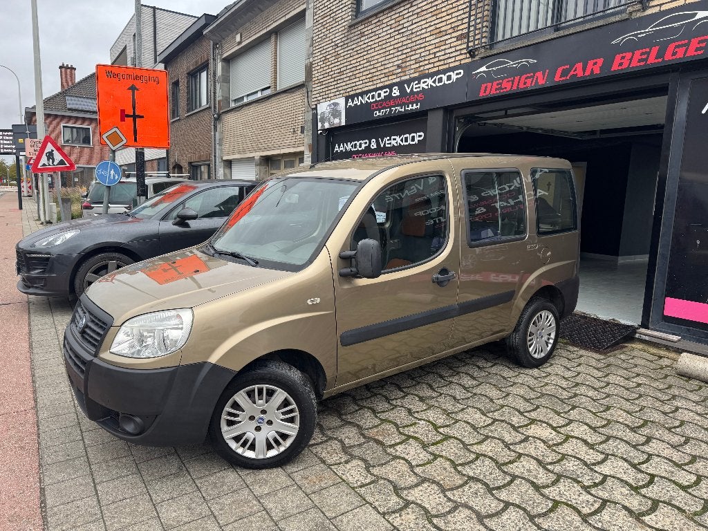 Fiat Doblo 1.4 Benzine 77 pk — 92.000 km 1ste hand Car-Pass, 4 deurs, Monovolume, Bedrijf, Handgeschakeld