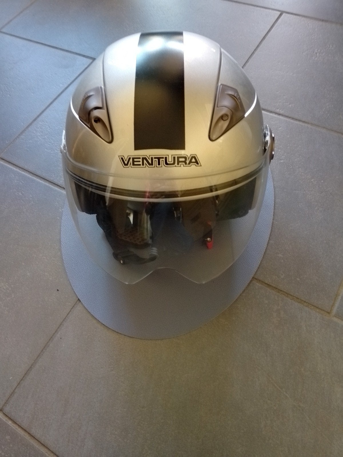 Brommer helm 20€ zo goed als nieuw., Ophalen