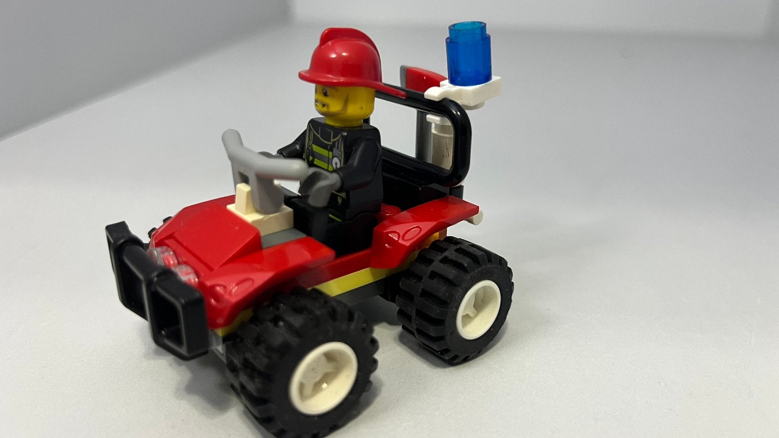 Lego city 30361 - Brandweer terreinwagen, Kinderen en Baby's, Speelgoed | Duplo en Lego, Lego, Ophalen of Verzenden, Inclusief minifiguren