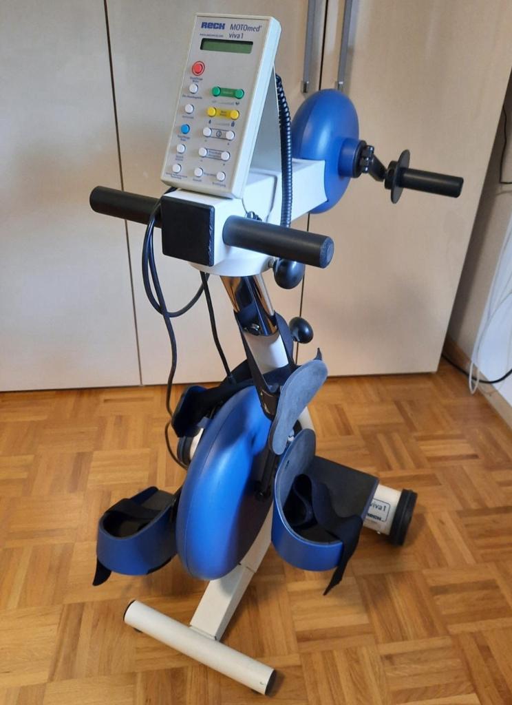 Motomed viva 1armen en benen met kuitschalen, Diversen, Verpleegmiddelen, Ophalen of Verzenden