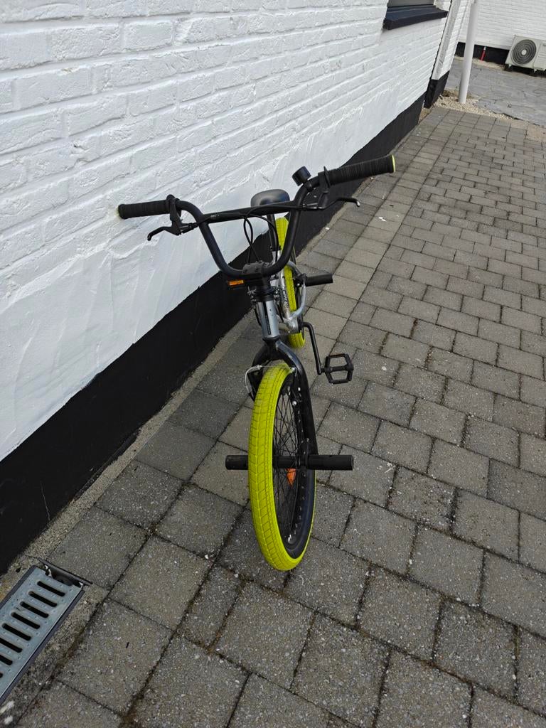 BMX wipe 520 b'tWin, Vélos & Vélomoteurs, Enlèvement