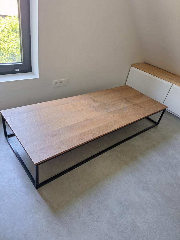 Salontafel eikenhout en zwart staal, Huis en Inrichting, Tafels | Salontafels, Ophalen, Eikenhout