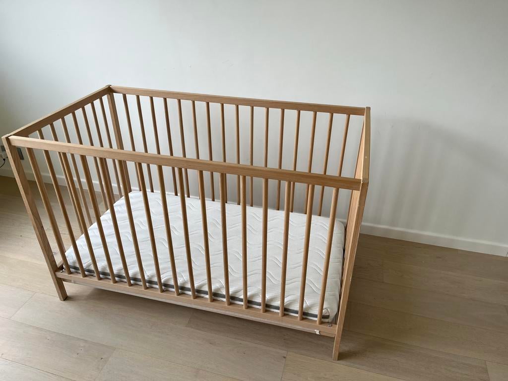 120x60 houten babybedje met cocolatex-matras, Ophalen, Gebruikt, Ledikant