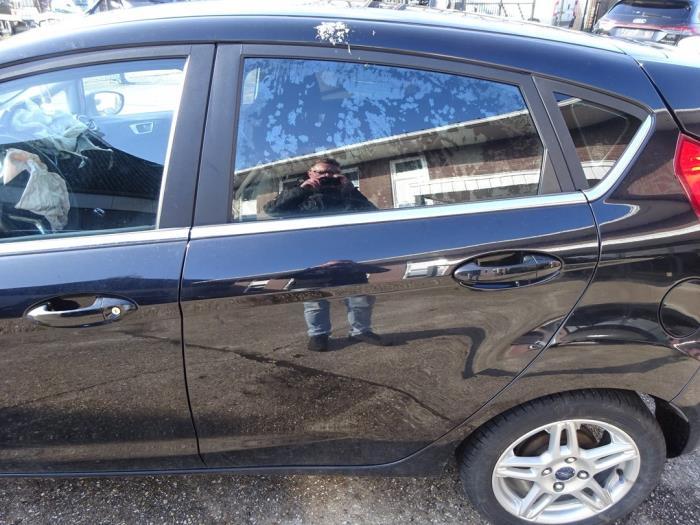 Portier 4Deurs links-achter van een Ford Fiesta (PANTHER), Gebruikt, -, Deur, -