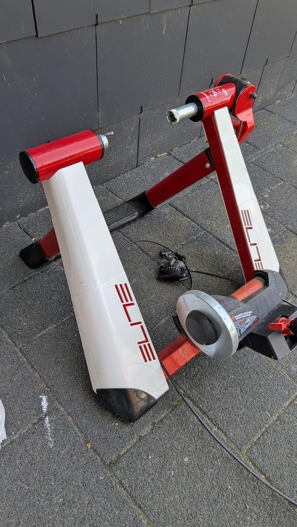 Elite fietstrainer - rollen, Ophalen