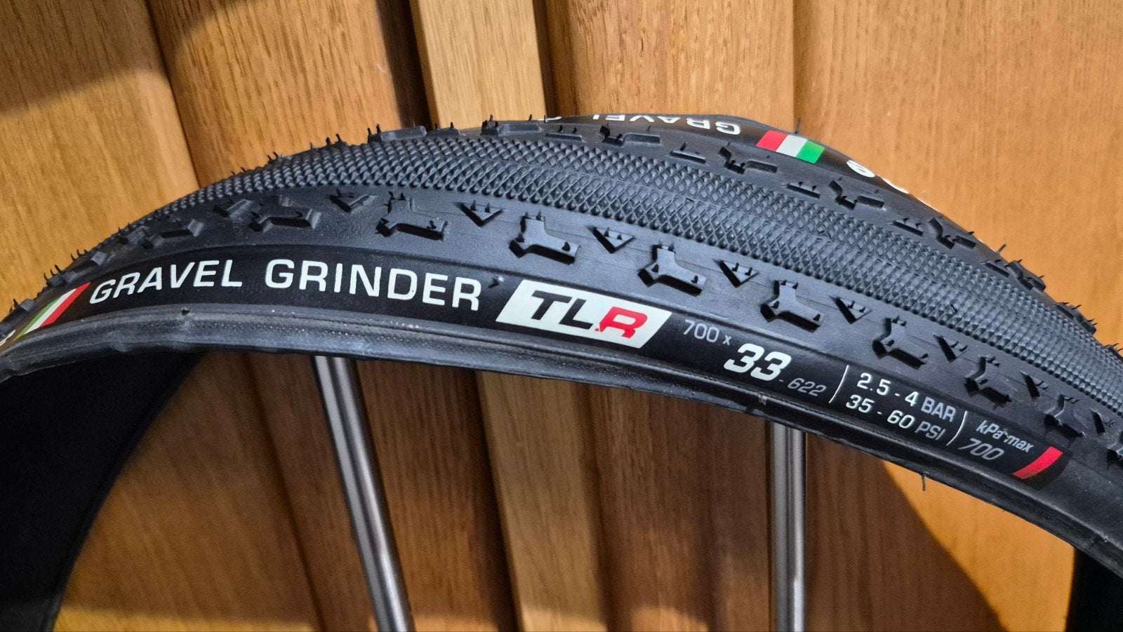 Challenge Gravel Grinder TLR buitenband – 700x33c (Nieuw), Fietsen en Brommers, Ophalen of Verzenden