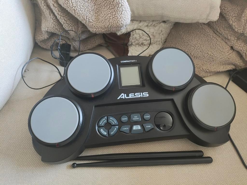 Alexis compactkit 4, Ophalen