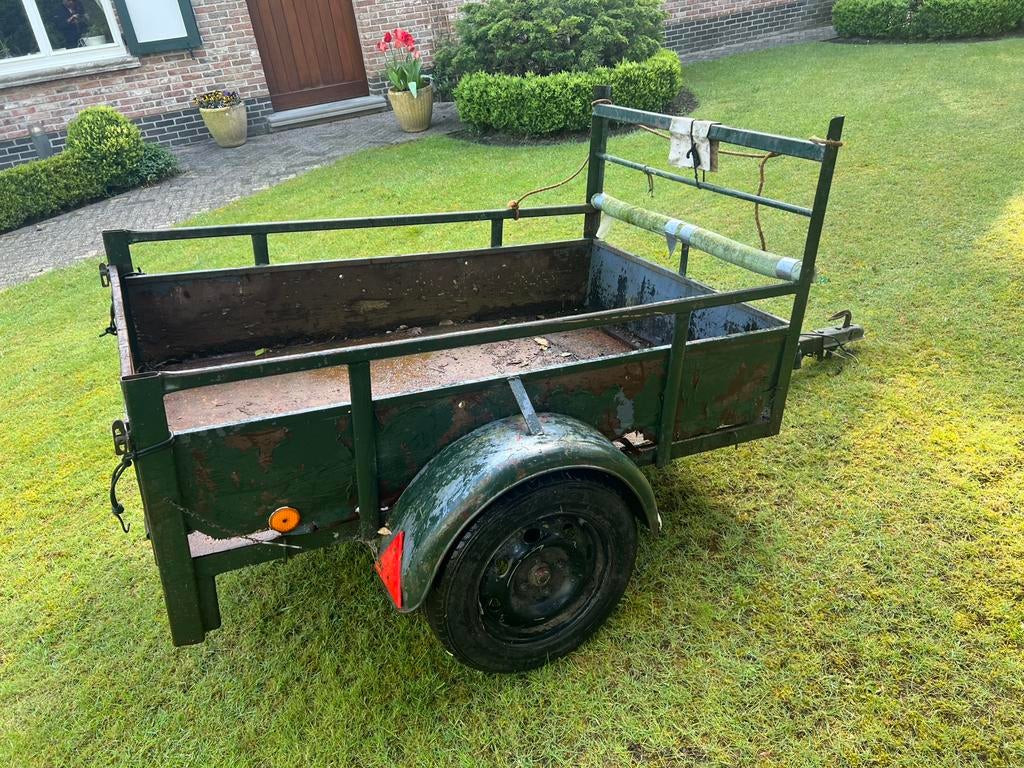 Aanhangwagen, Enlèvement, Comme neuf