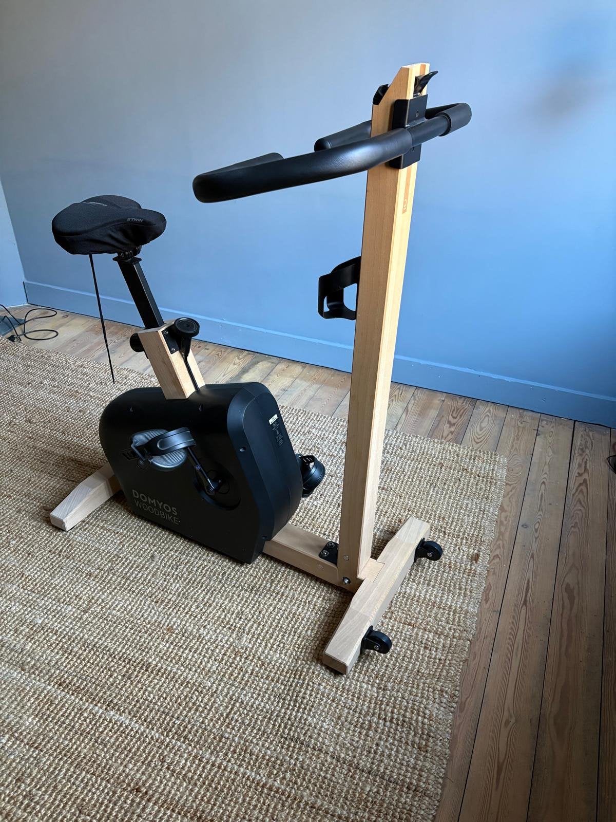 Vélo intérieur Domyos woodbike, Ophalen, Overige materialen, Zo goed als nieuw, Benen
