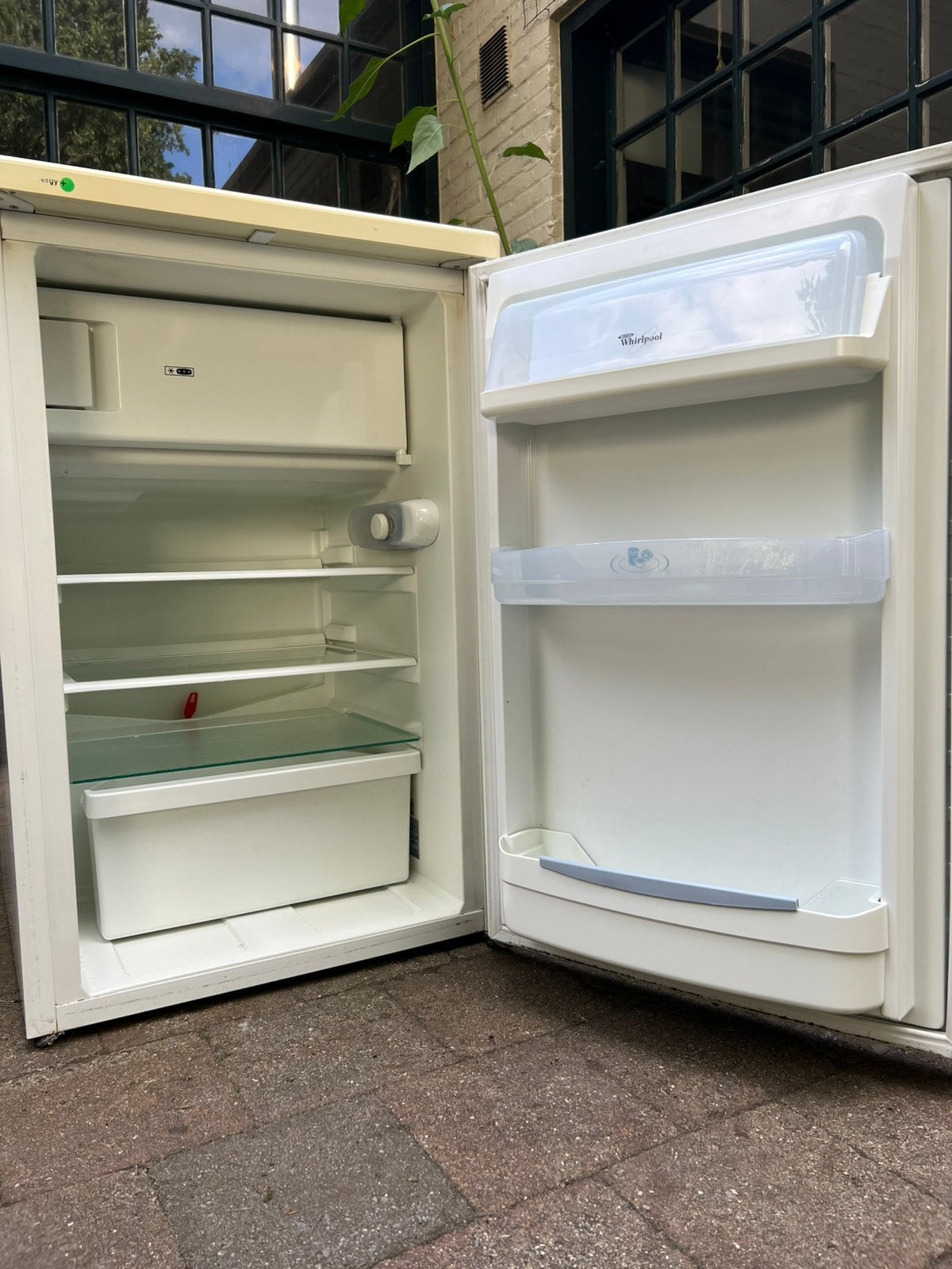 Réfrigérateur Whirlpool avec congélateur, Electroménager, Enlèvement, Comme neuf, Avec compartiment congélateur