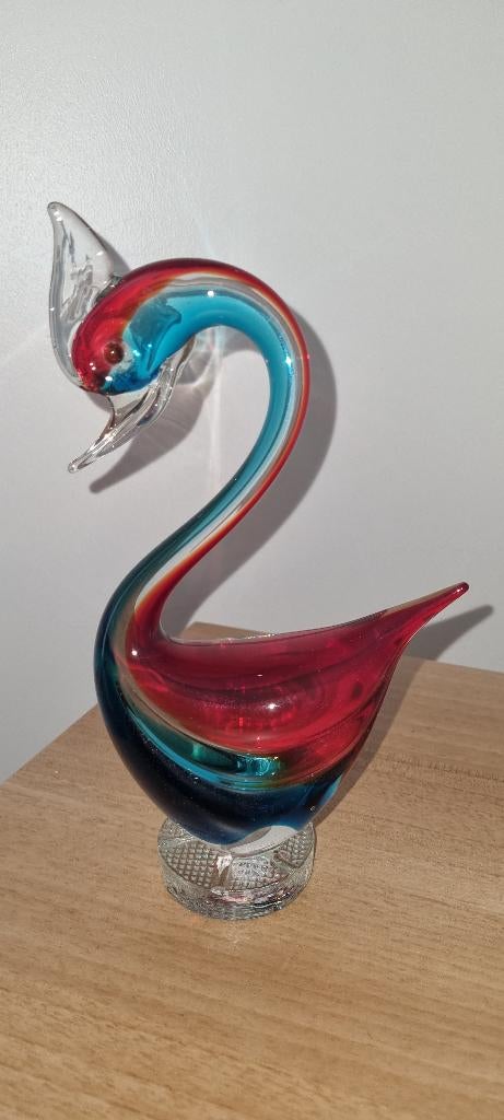 Veelkleurige zwaan van geblazen glas — Murano-stijl, Antiek en Kunst, Ophalen