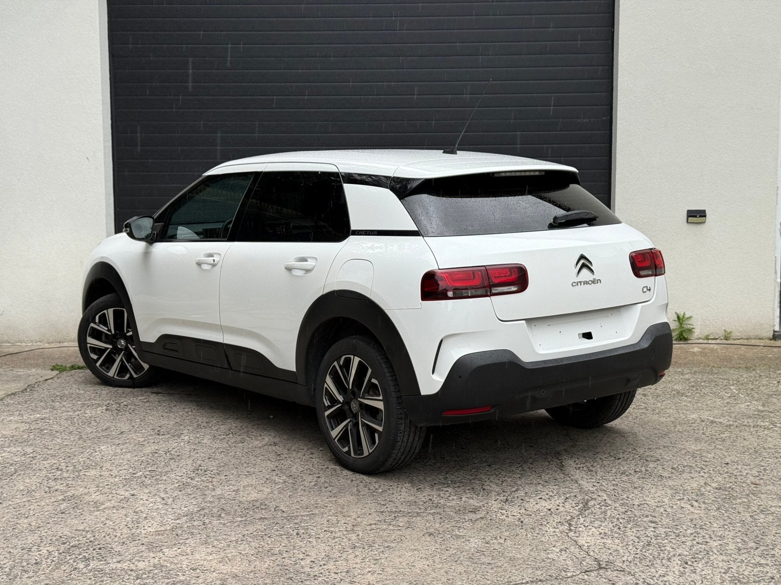 CITROËN C4 CACTUS 1.5 BLUEHDI — AUTOMAAT — CARPLAY LED, Auto's, Wit, Leder, Bedrijf, 5 deurs