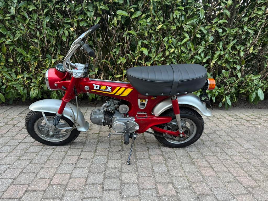 Honda DAX ST50G 1977, Fietsen en Brommers, Ophalen, Zo goed als nieuw