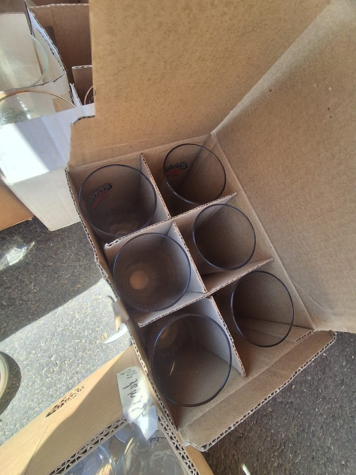 lot voornamelijk bier glazen ongeveer 250 stuks, Verzamelen, Ophalen, Zo goed als nieuw, Bierglas
