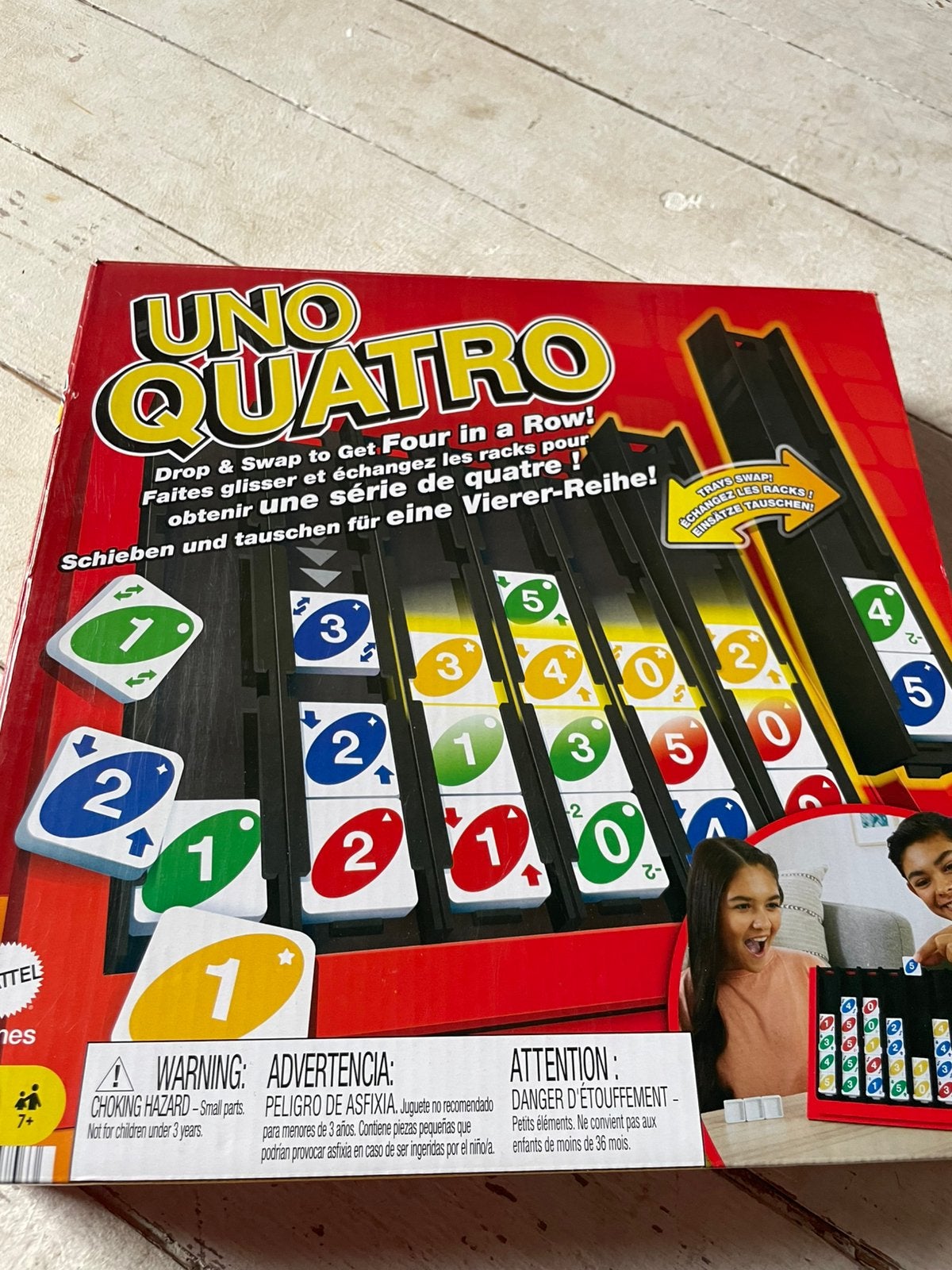 Uno quatro( nooit gebruikt), Hobby & Loisirs créatifs, Jeux de société | Autre, Enlèvement, Neuf