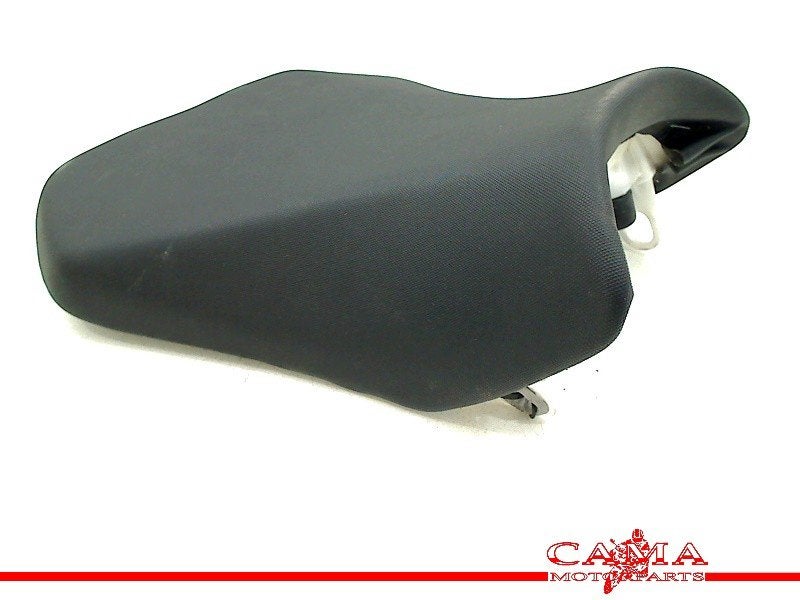 SIEGE AVANT Suzuki GSX R 600 2011-2015 (GSXR600 L1-L5), Dhr. S. di Majo, Utilisé, Info@cama-motorparts.nl, P.J. Troelstraweg 8 8
3144 CX  MAASSLUIS, NL