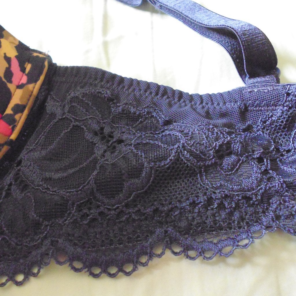 Wonderbra setje nieuw eur 85D, Vêtements | Femmes, Enlèvement ou Envoi, Ensemble