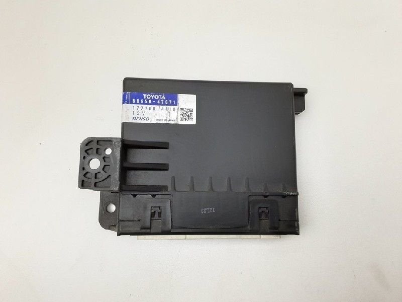 COMPUTER DIVERSEN Toyota Prius (ZVW3) (|8865047071|), Gebruikt, Toyota