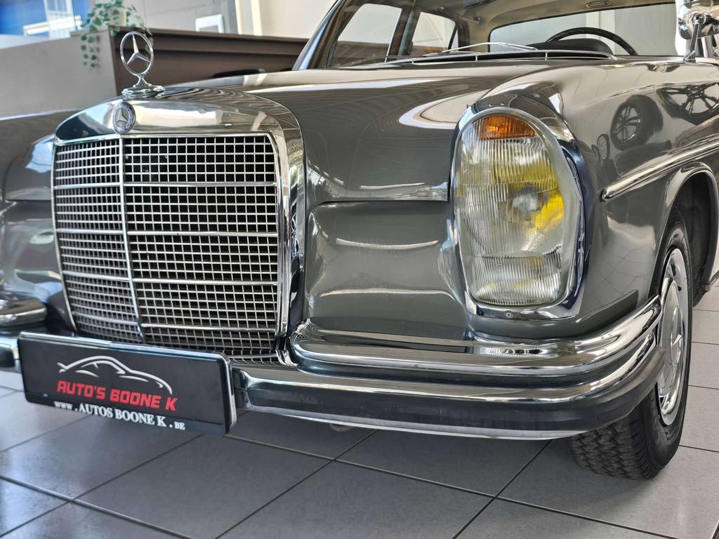Mercedes-Benz 280 S / Oltimer 1969' / 6 Cilinder, foto 3