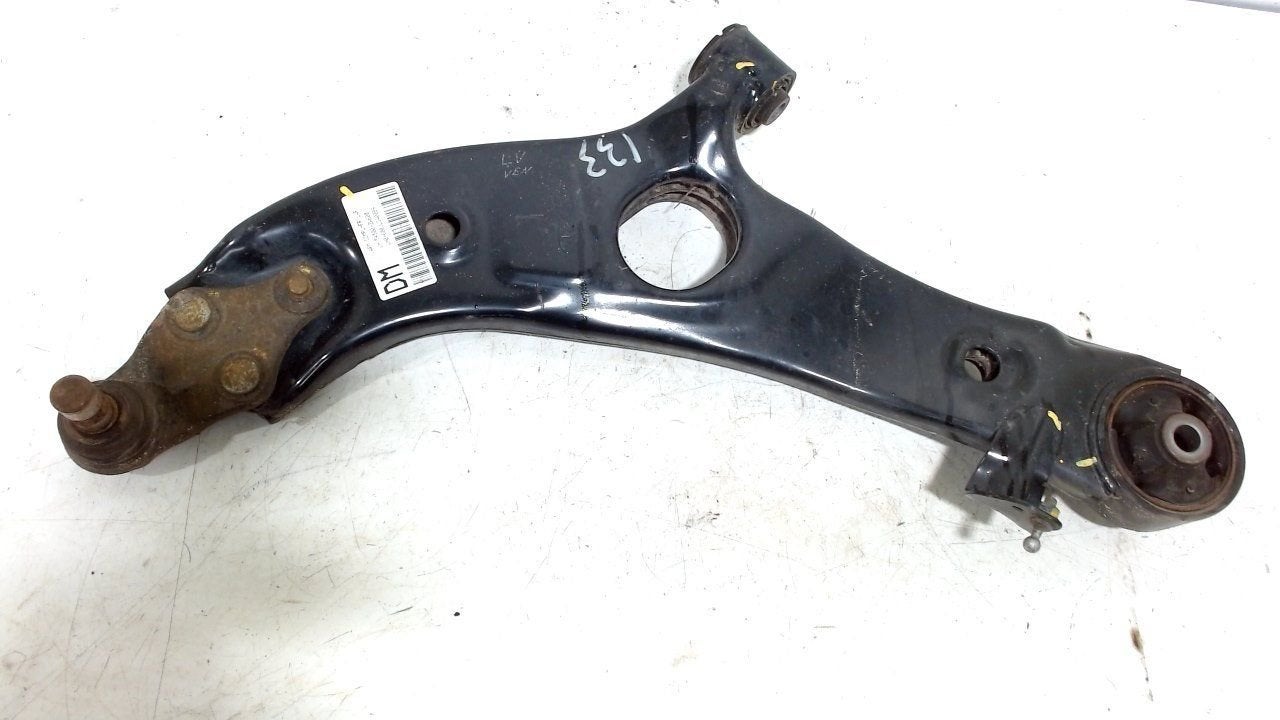 Draagarm links voor Hyundai Santa Fe, Onderdelen@venauto.nl, Van der Ven Autorecycling B.V., Ettenseweg 76, 4706 PB Roosendaal, The Netherlands