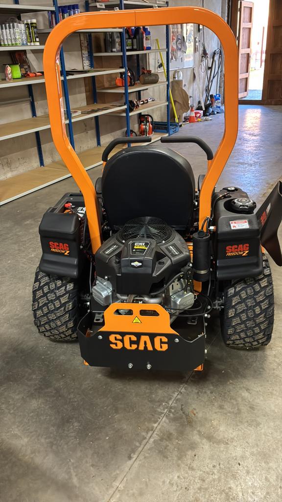 Scag grasmaaier, Tuin en Terras, Grasmaaiers, Ophalen, Cirkelmaaier, Zo goed als nieuw, Benzine-grasmaaier