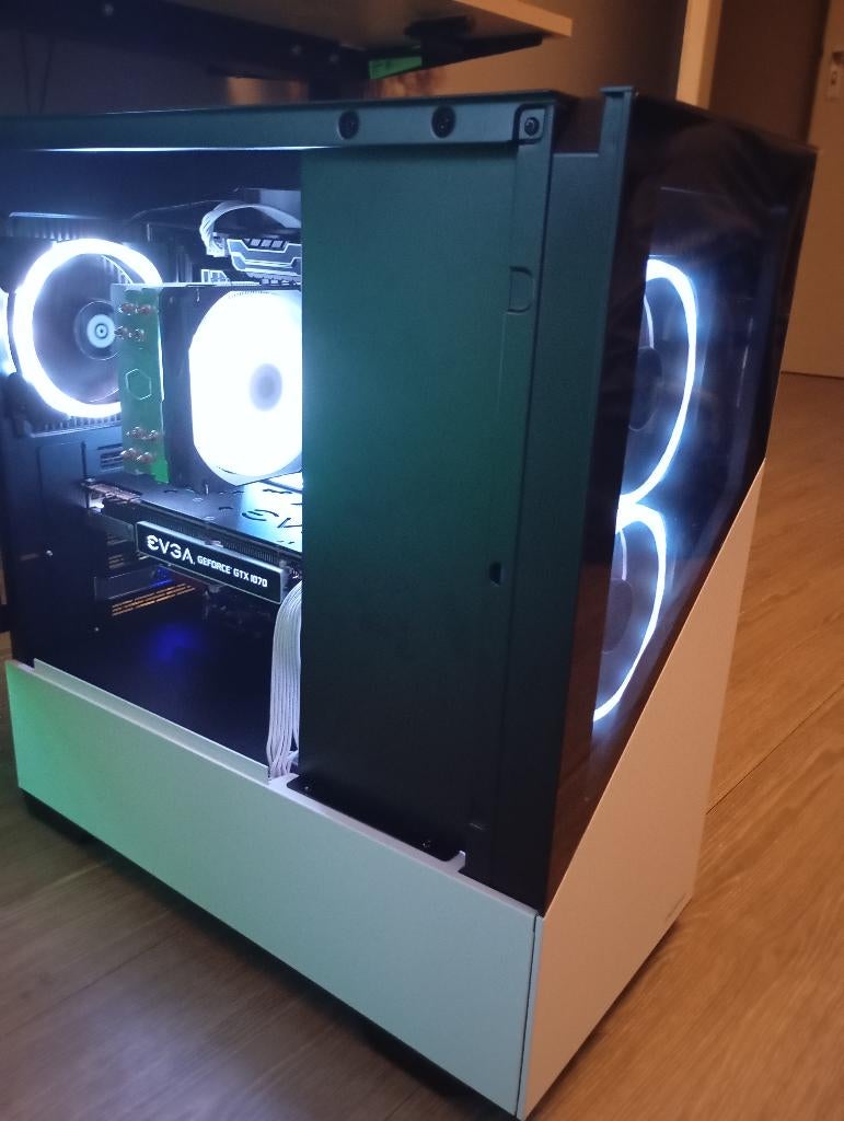 Half nieuwe gaming PC! | GTX 1070 | i5 7600K | 16GB 3000MHz, Computers en Software, Zo goed als nieuw, SSD, Met videokaart, Intel Core i5