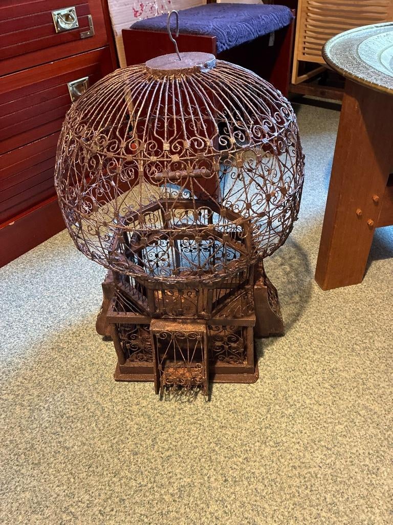 cage décoration, Enlèvement