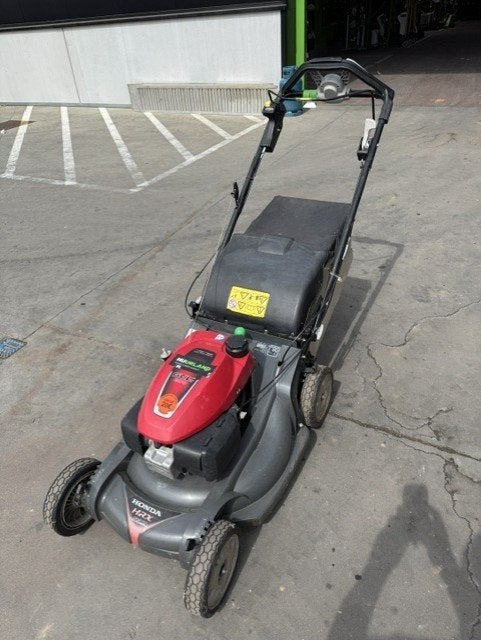 grasmachine zelftrekker benzine, Tuin en Terras, Grasmaaiers, Gebruikt, Benzine-grasmaaier, 50 cm of meer, Cirkelmaaier, Ophalen