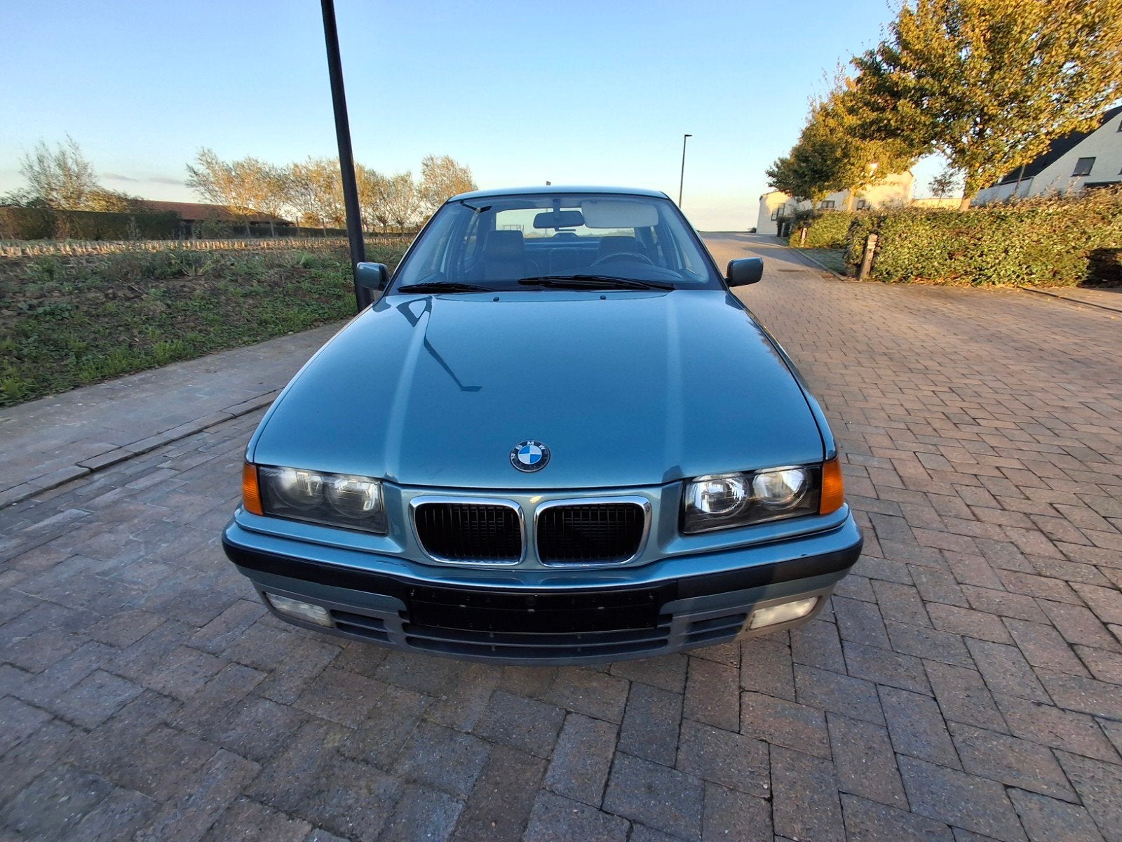 bmw e36 318i, Auto's, 4 cilinders, Leder, Handgeschakeld, Particulier