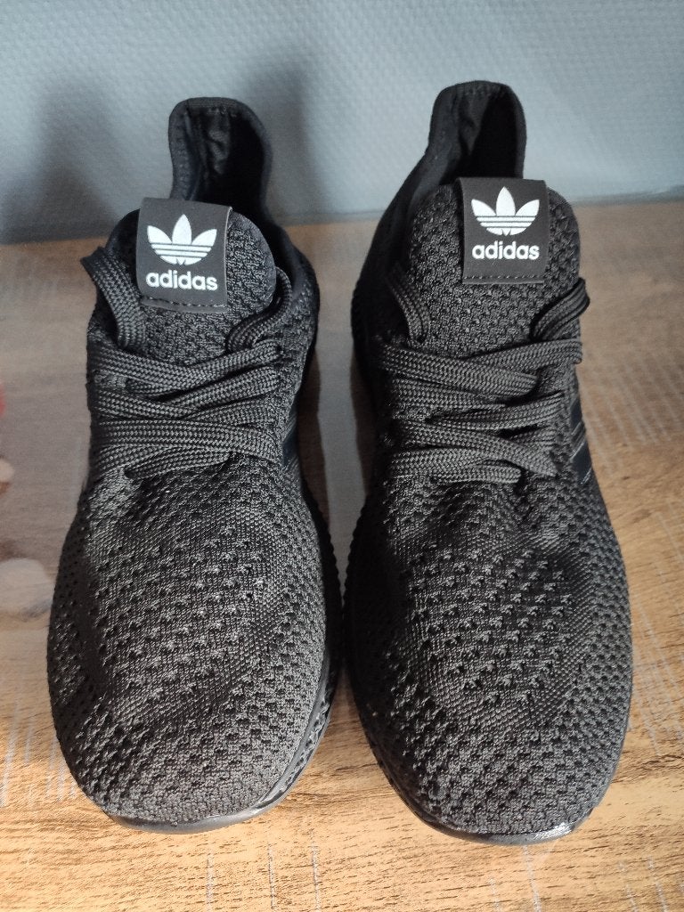 Adidas ultra boost noir - P44 - 45 (neuf), Ophalen of Verzenden, Nieuw, Zwart