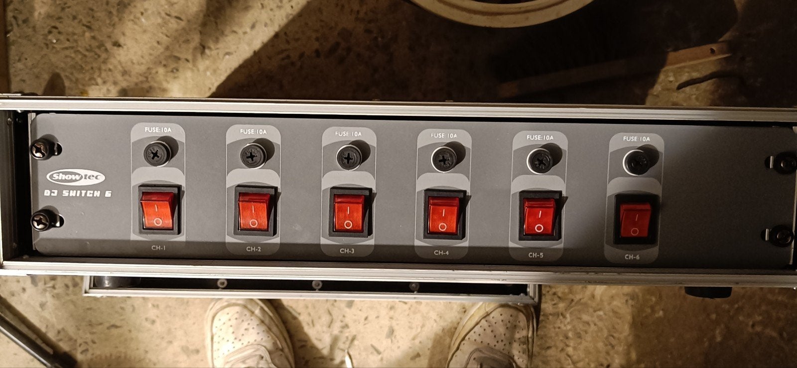 showtec Dj switch met flightcase, Muziek en Instrumenten, Licht en Laser, Ophalen