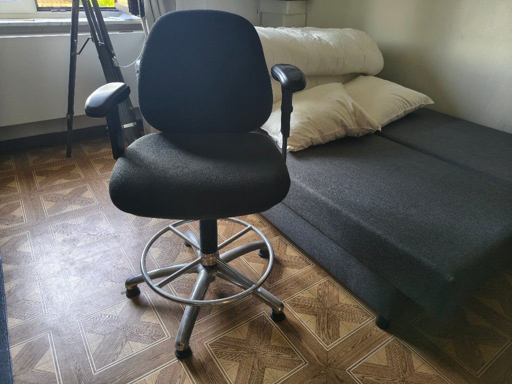 Stoel, Ophalen, Zo goed als nieuw, Zwart, Eén