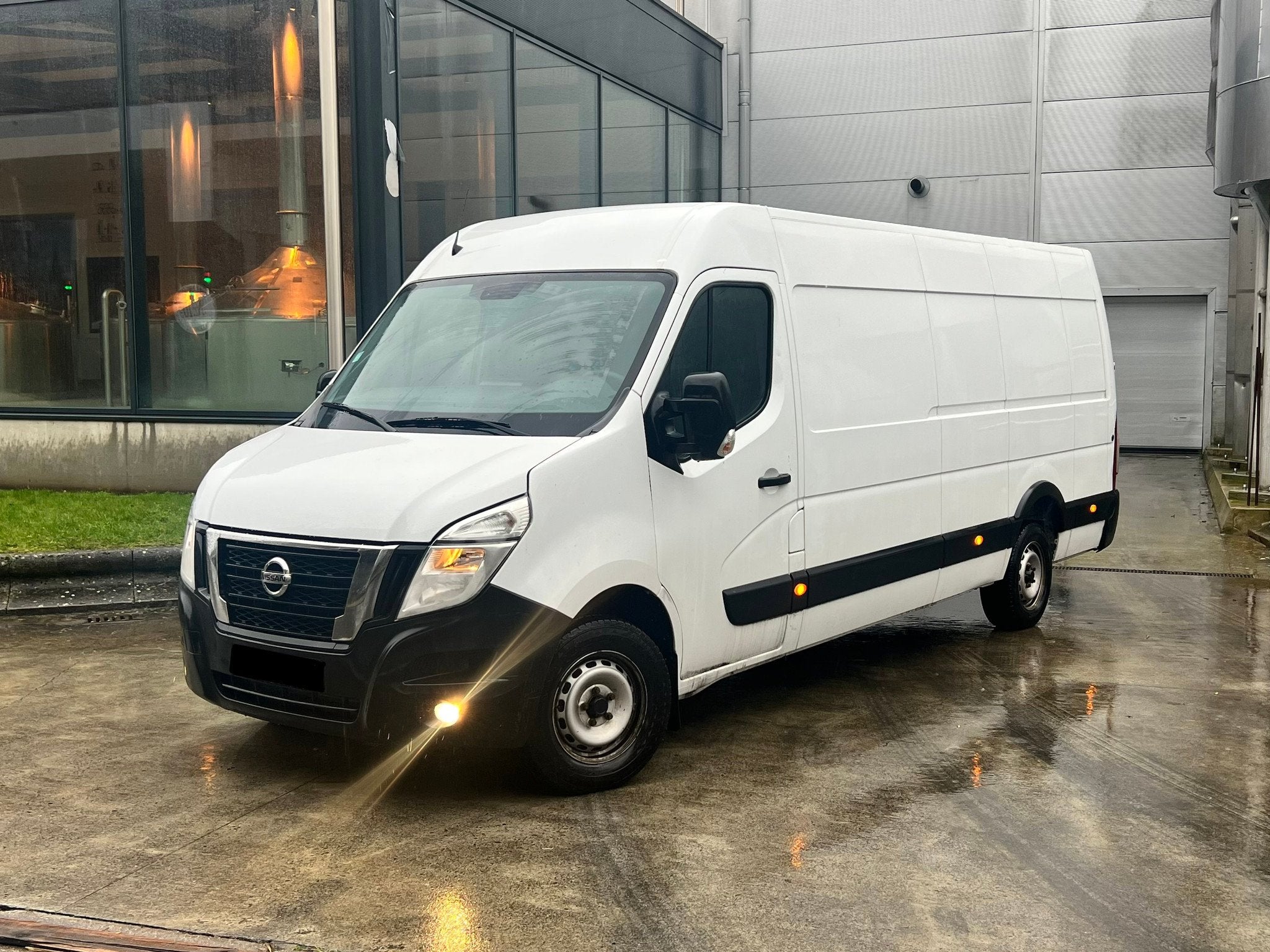 Nissan NV400 2.3 Dci L3H2 Navi camera Euro 6 B, Auto's, Gebruikt, 4 cilinders, 120 kW, Bedrijf