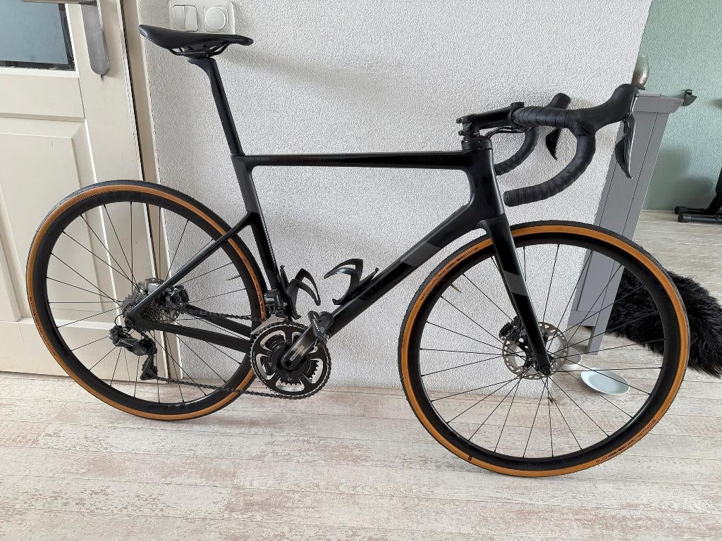 Cannondale SuperSix EVO Carbon Disc Ultegra Di2 2023, Ophalen, Gebruikt
