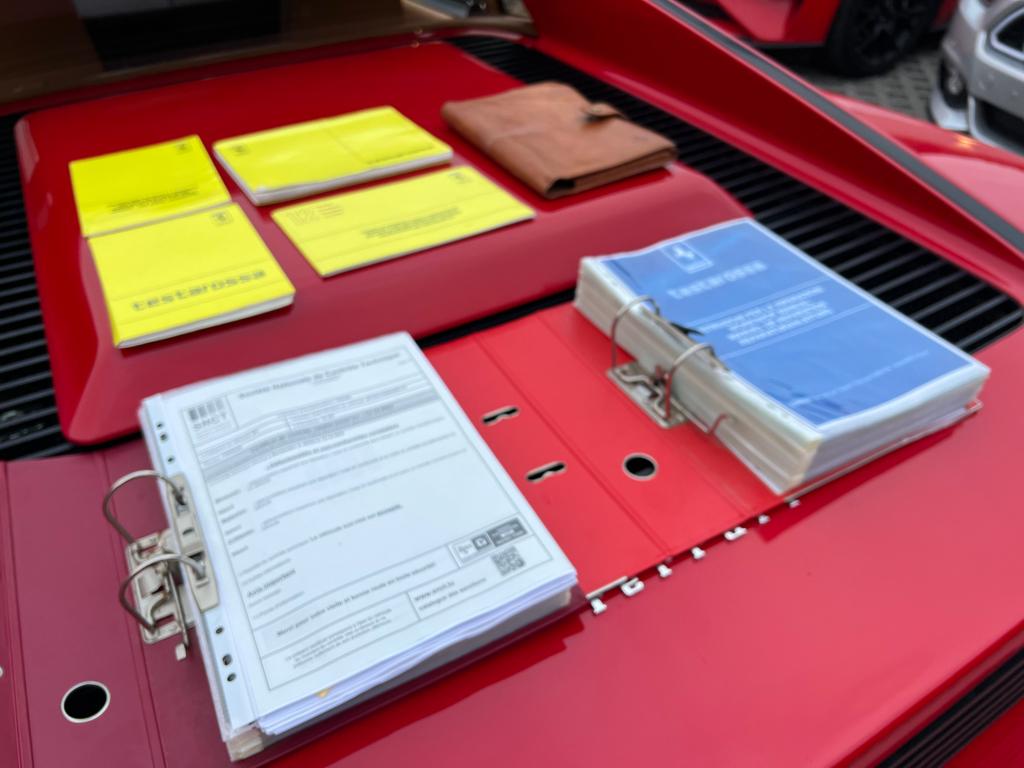 TESTAROSSA, Auto's, Ferrari, Achterwielaandrijving, Beige, 12 cilinders, Leder