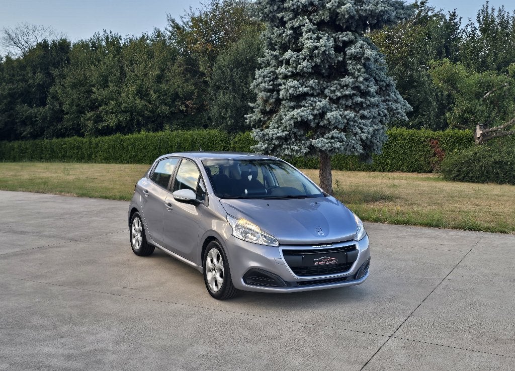 Peugeot 208 Ess 1.2i ** Carplay - Camera - Airco ** GAR 12M, Argent ou Gris, Achat, 50 kW, Euro 6