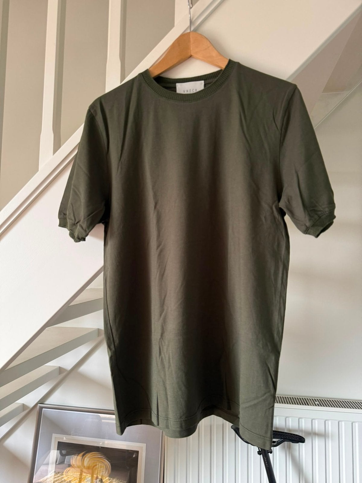 VNECK Italiaans t’shirt, Ophalen of Verzenden, Nieuw, Maat 48/50 (M), Groen