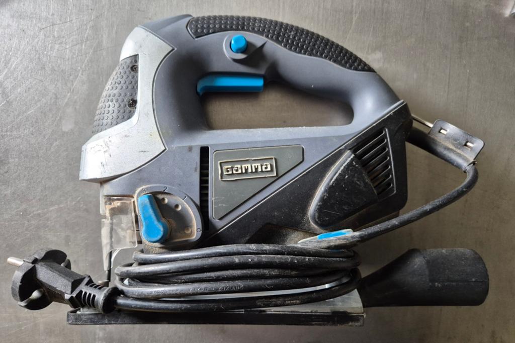 Scie sauteuse JS-800PSQ, utilisée mais fonctionnant parfaite, Bricolage & Construction, Outillage | Scies mécaniques, Utilisé