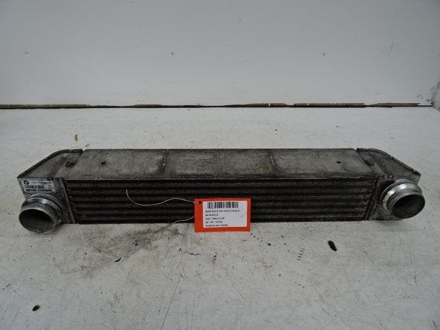ECHANGEUR AIR BMW 5 serie (E60) (12-2001/03-2010), Utilisé, BMW, Petuelring 130
80809  München, DE, Bayerische Motoren Werke AG