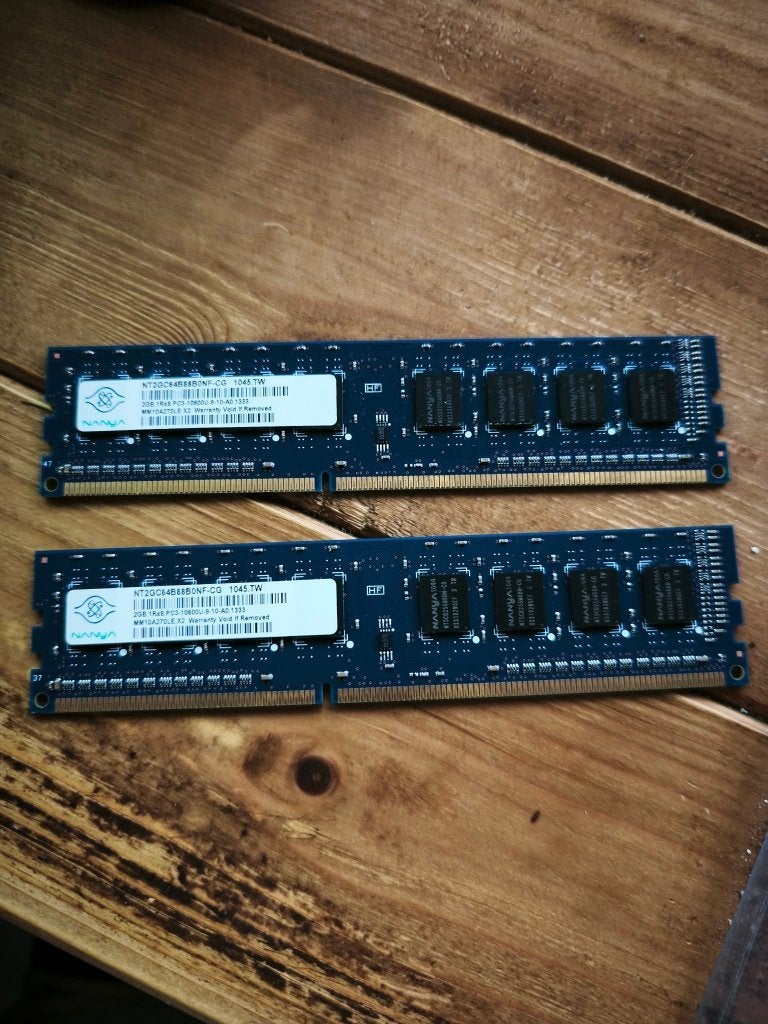 DDR3 2x2GB 240 PIN DIMM, Computers en Software, RAM geheugen, Ophalen, Gebruikt, DDR3, Desktop